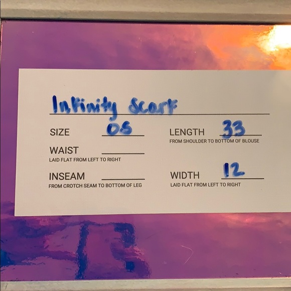 NWOT purple lightweight infinity scarf - Picture 3 of 3